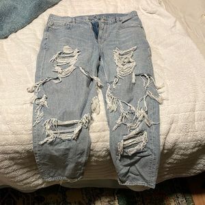 American Eagle ripped mom jeans